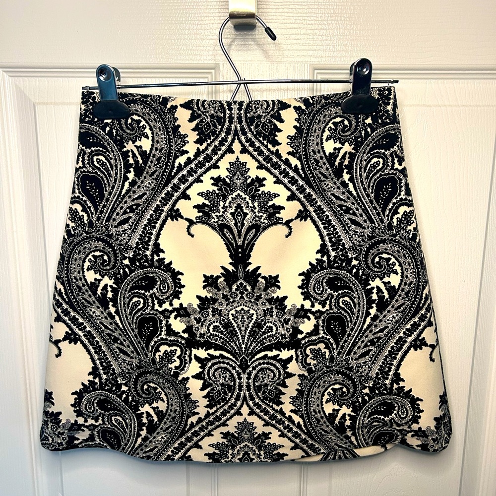 Zara woman mini skirt